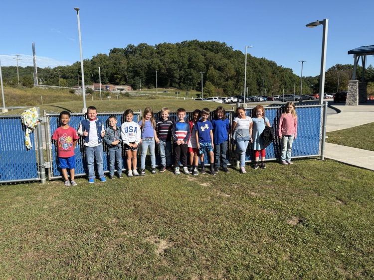 Patriot Day picture during recess for second grade today 💙♥️