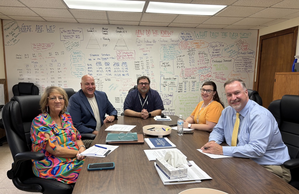Mercer County Schools Superintendents meeting with President and Vice President of local teachers' association