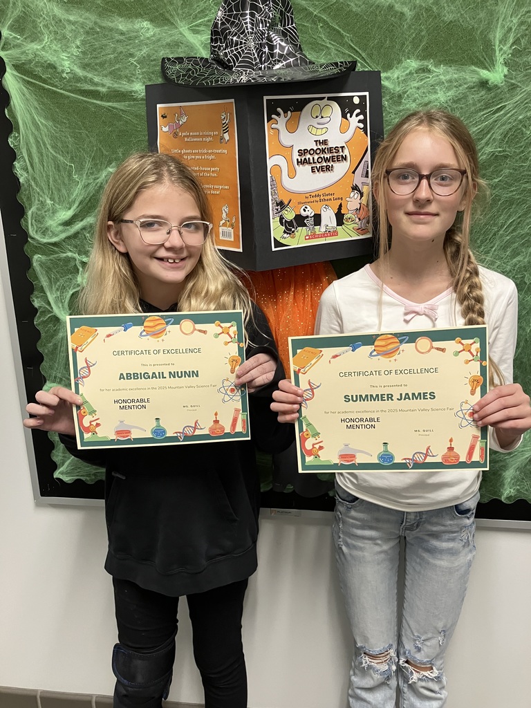 Mountain Valley held its annual Science Fair earlier this week. Congratulations to all our participants and winners!  We're very  proud of you!