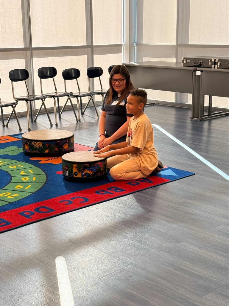 We had a wonderful Title I Family Engagement Open House!  Thanks to all who were able to drop by to visit their child's classroom. We'll have another Title I Family Engagement event in the spring.