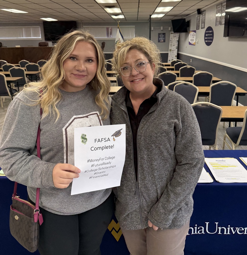 FAFSA File It night-Local colleges helped seniors and their families fill out the FAFSA application on October 21, 2025