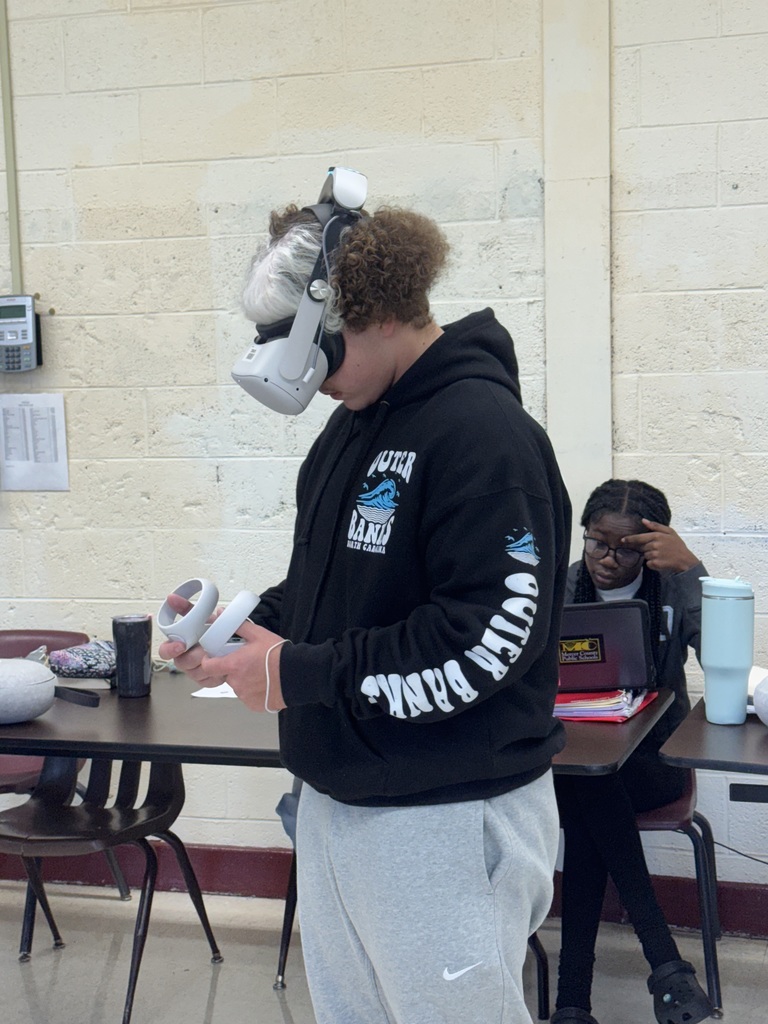 GEAR UP providing virtual reality career exploration for 9th graders at BHS