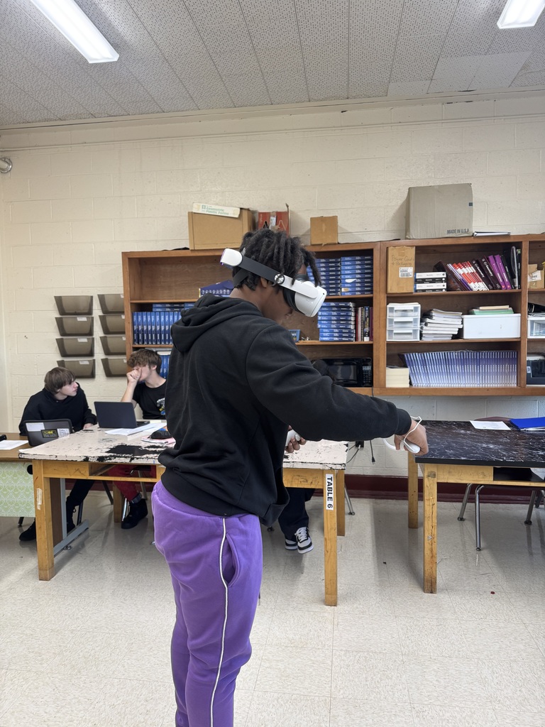 GEAR UP providing virtual reality career exploration for 9th graders at BHS