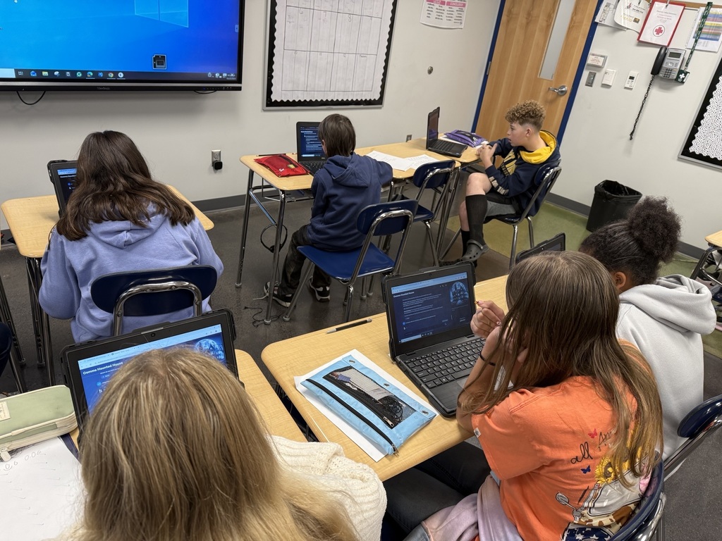 Students in 5th grade participated in a School AI lesson where they practiced proper comma placement through a fun Haunted House Escape Room activity. They had a blast and absolutely loved using School AI!