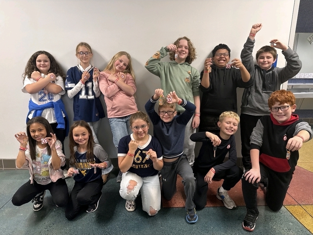 5th graders participated in a lesson from Ms. Belcher about Red Ribbon Week