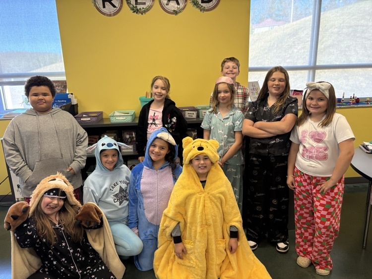 Fourth grade loves Pajama Day! 