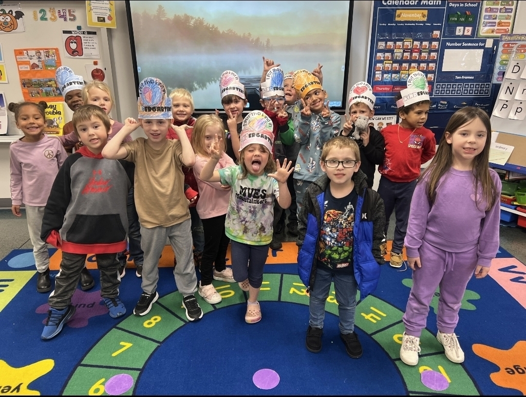 Mrs. Jones kindergarteners showed their school spirit on Kindness/Peace Day and Camo Day.