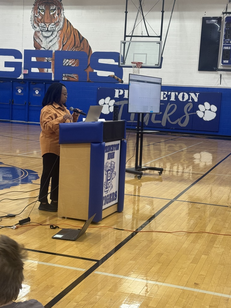 Desmos training at PSHS courtesy of GEAR UP SWV