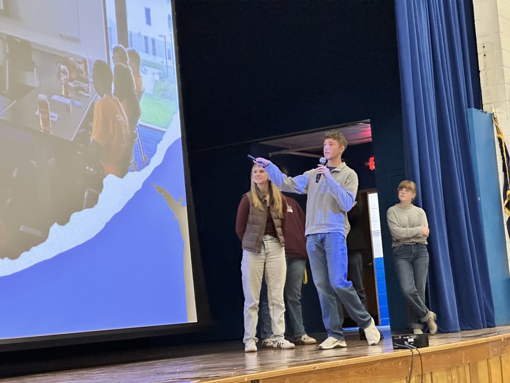 JASON Argonauts presenting at Princeton Middle School and PikeView Middle School to encourage new students to apply for the next expedition