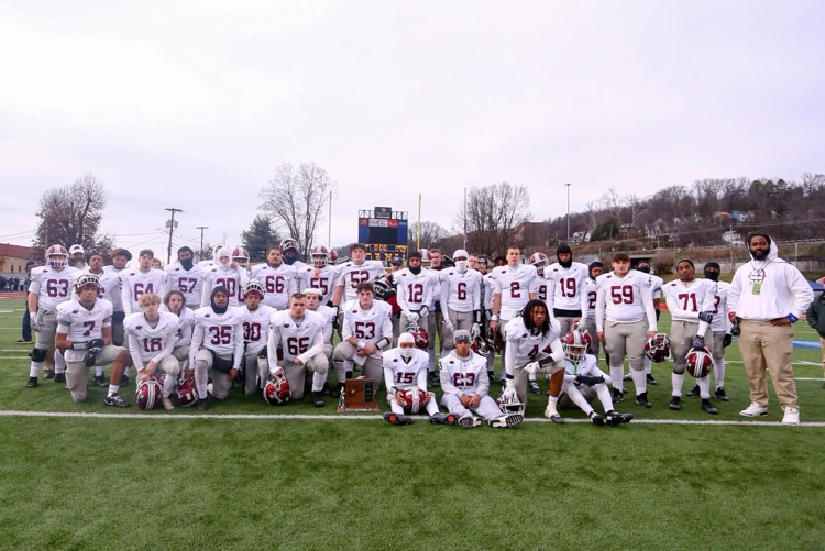 BHS Beavers at AA state championship game. photo of the entire team