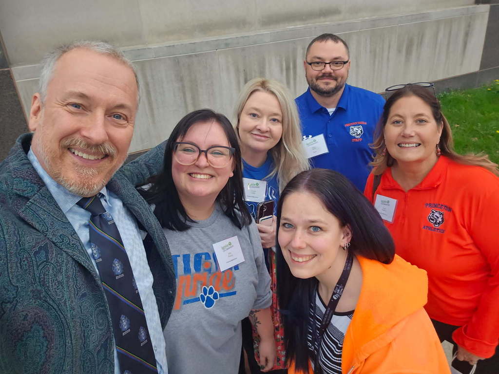 group of teachers with Ron Clark