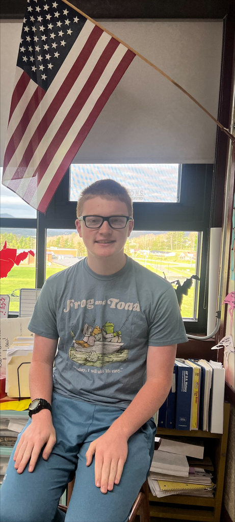 Titus Holcomb, Bluefield High School student