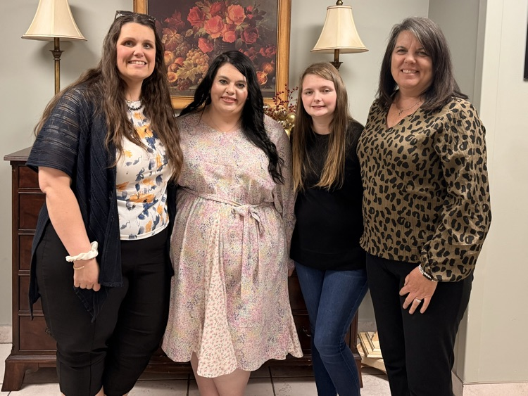 4 staff members from Mountain Valley  
