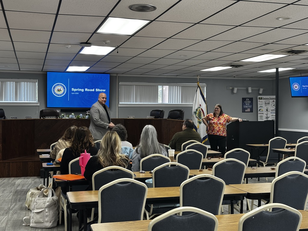 Mr. Toman welcoming the crowd