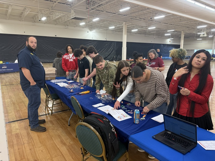 GEARUP Stem day at Mercer Mall. students engaged in STEM activities at multiple stations