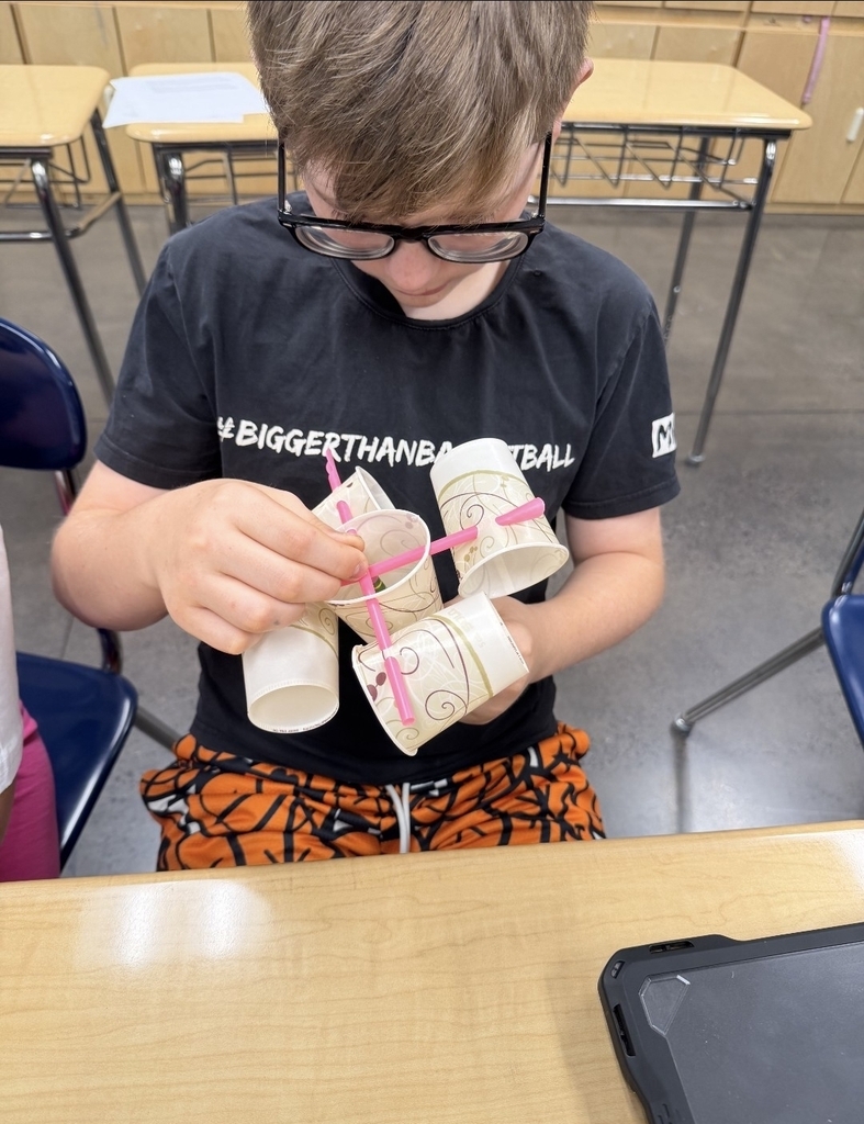 5th grade made anemometers to measure wind speed! They were also visited by Sheldon the turtle!
