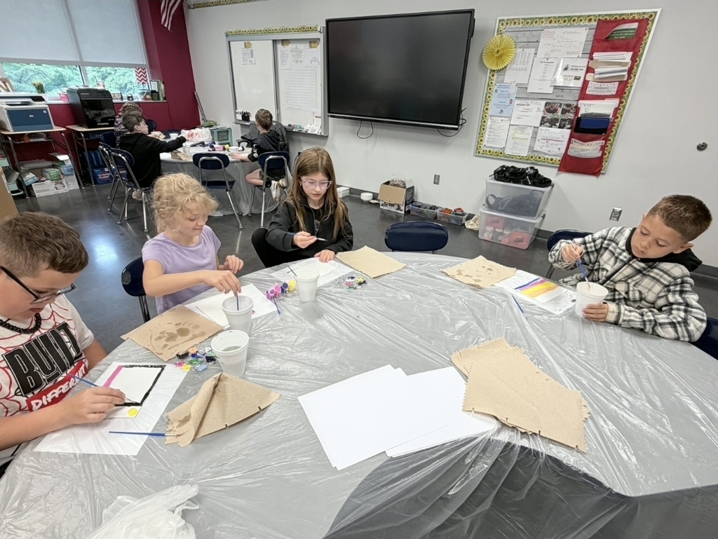 Art is where confidence, imagination, and creativity come alive. Check out our students' creativity!