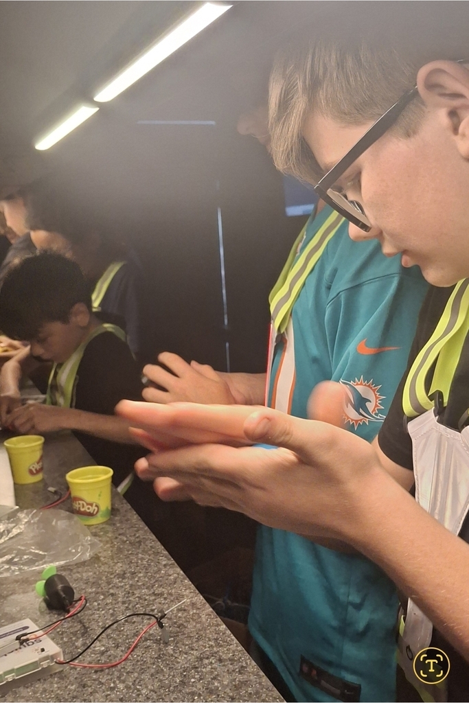 STEM fun at Mountain Valley!