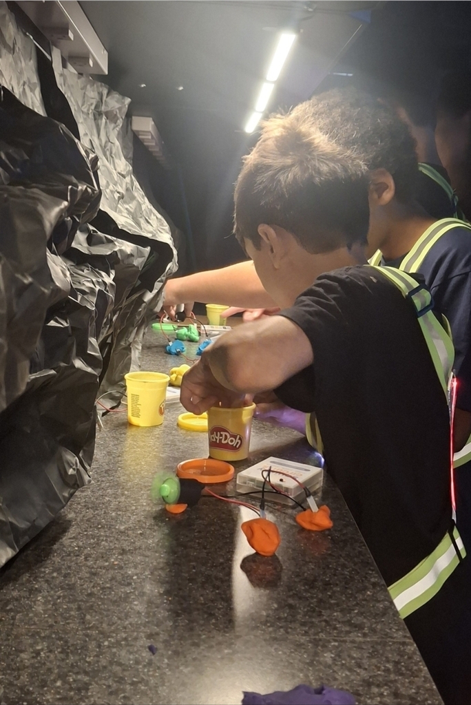 STEM fun at Mountain Valley!