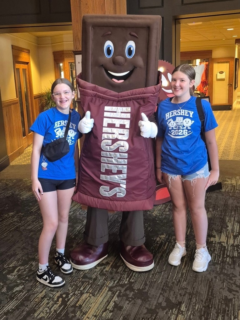 students enjoying Hershey park.