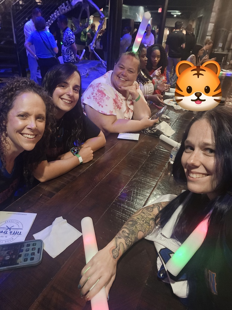 teachers at dinner