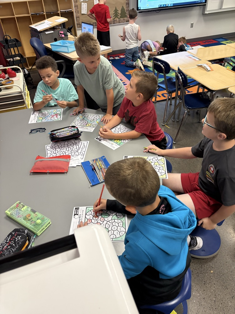 Mrs. Fulp and her class had a great week filled with fun recess days, math tools, and reading groups. Great job second grade!