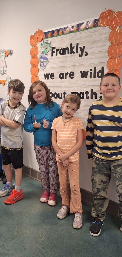 Mismatch Day in Mrs. Neal's 3rd grade class!