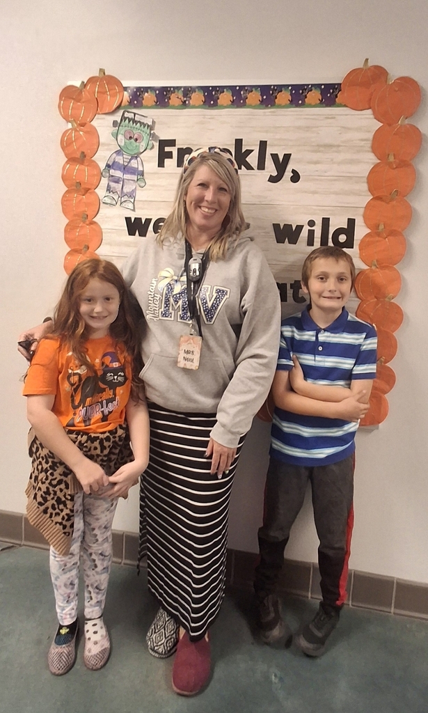 Mismatch Day in Mrs. Neal's 3rd grade class!