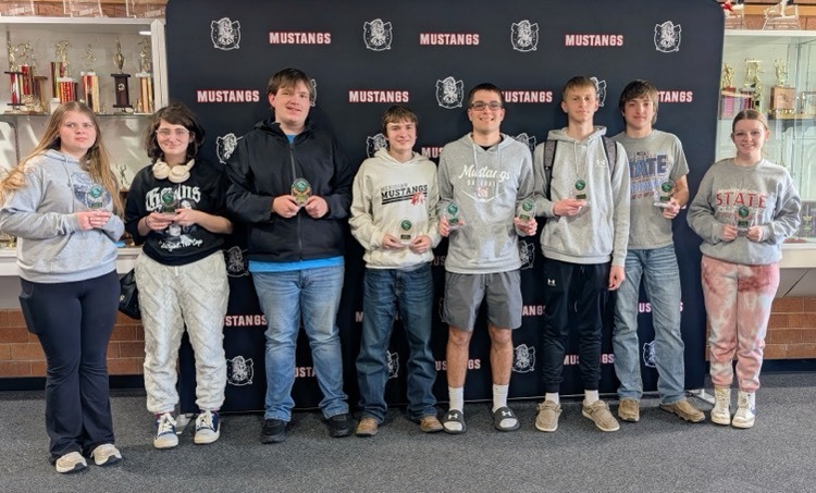 Abby, Ally, Luke, Chase, Maddox, Beau, Colby, Darrien with their awards