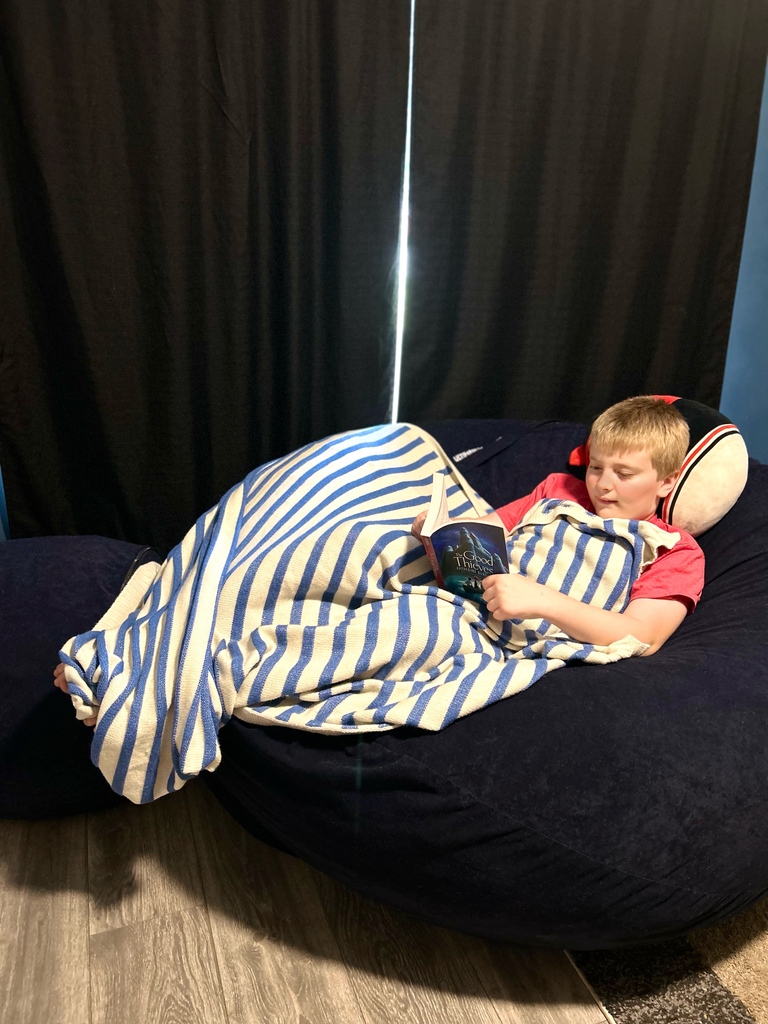 Lucas reading