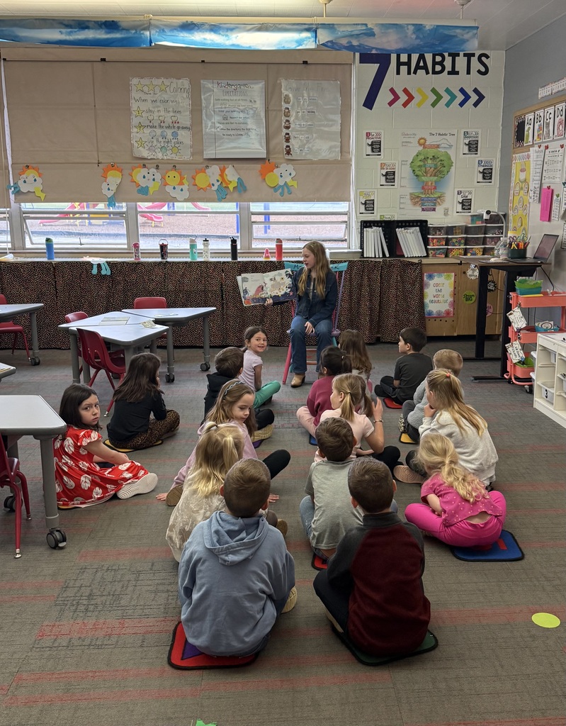 MJHS reads to HES for Drop Everything and Read Day