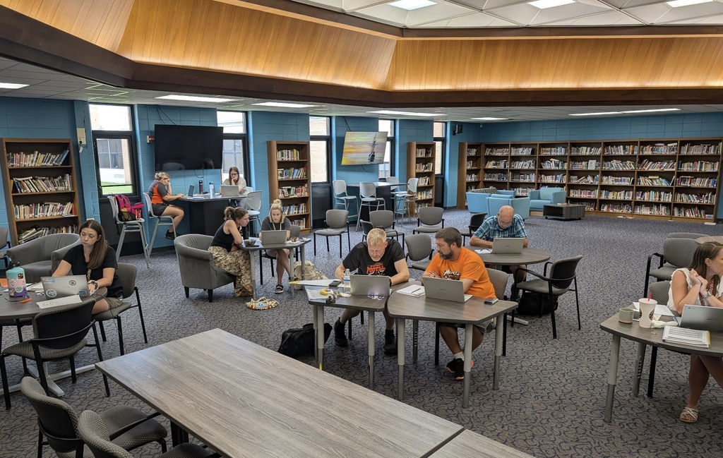 MS/HS Teachers working!