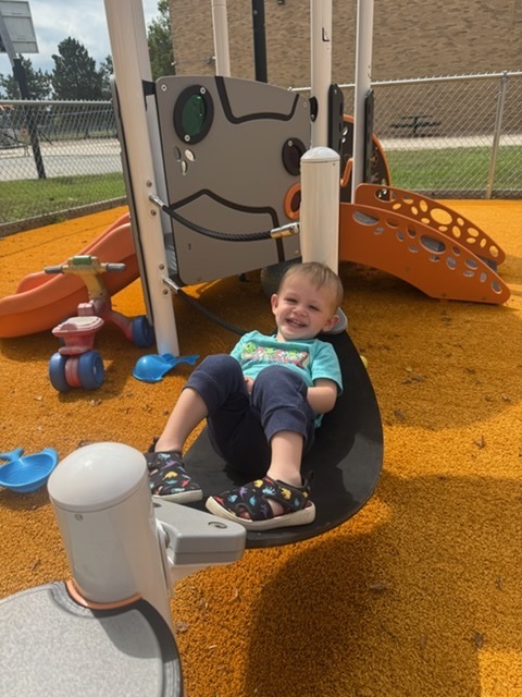 tot laying