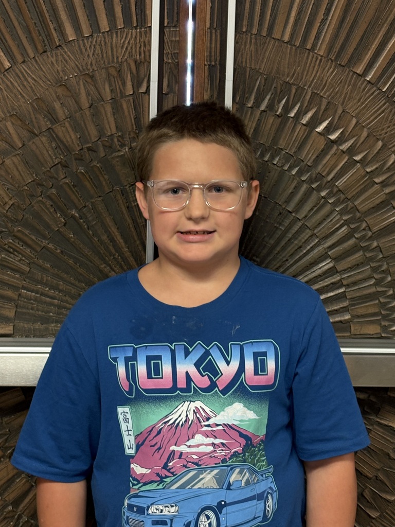 3rd grade student