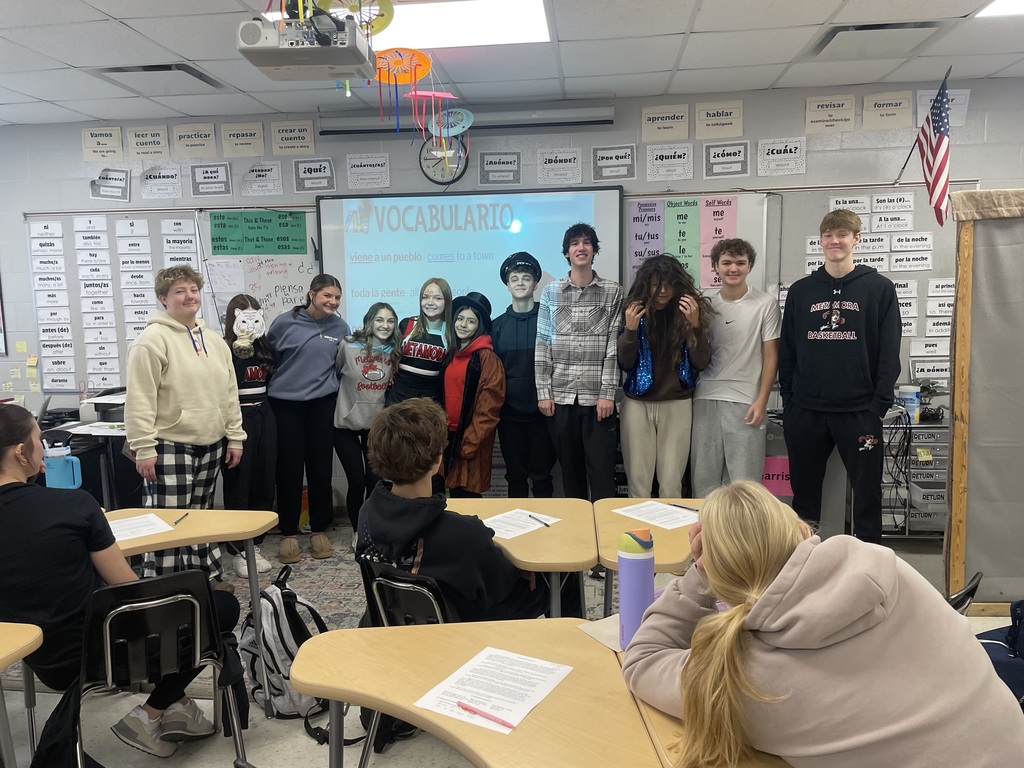 Students in Spanish 2 had fun acting out the last unit story of for the semester!