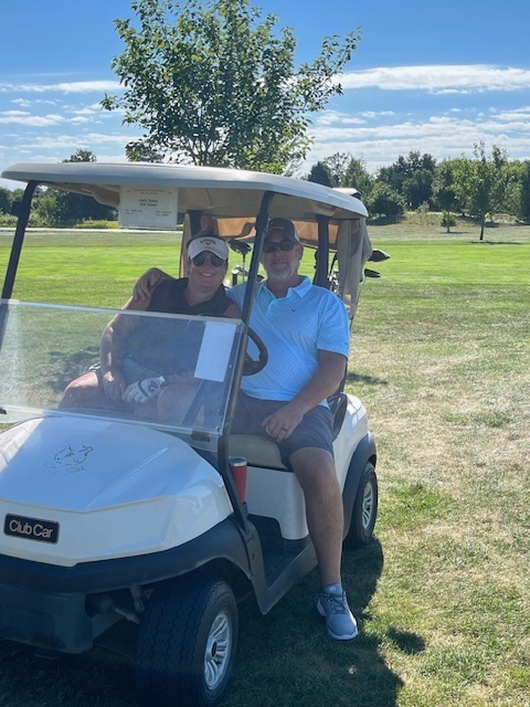 golf - erin and holly