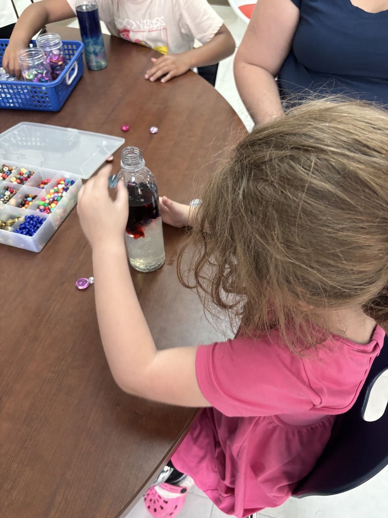tie -dye shirt craft
