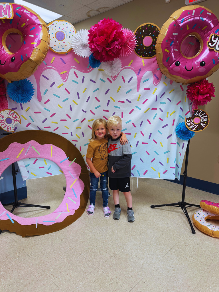 Students @ Donuts with Grownups