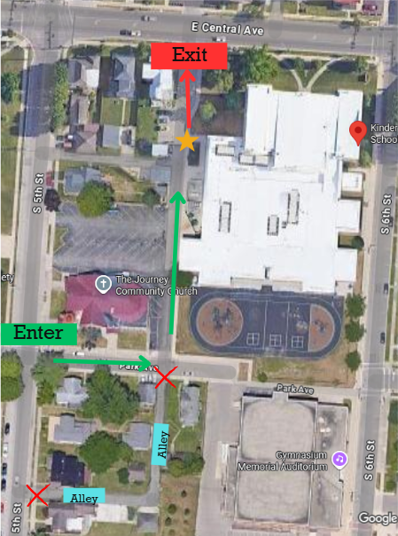 Do no block the alleyways in car rider line