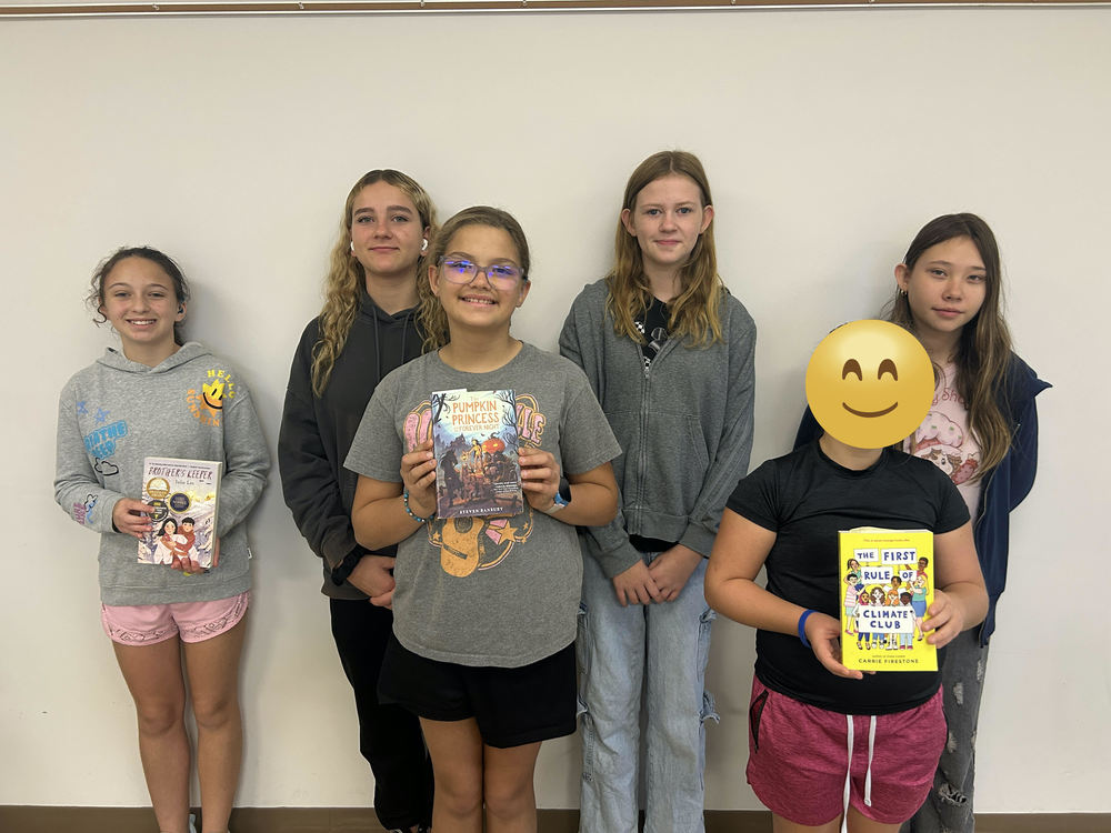 Students Going to the Battle of the Books