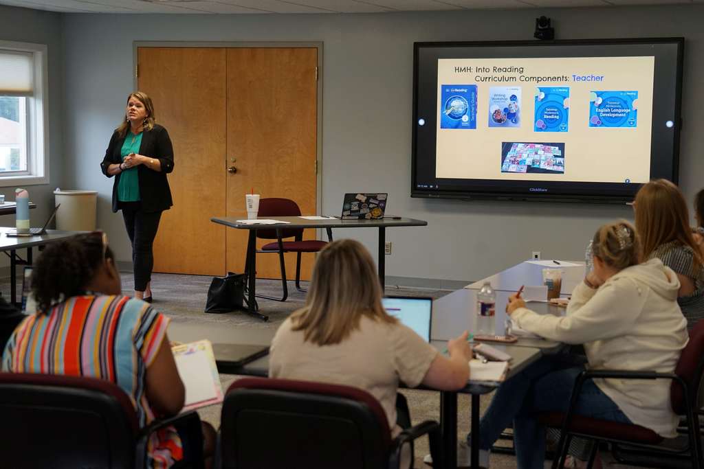 Our instructional facilitators from the Teaching and Learning Team and Department of Technology engaged our educators in professional learning sessions across multiple content areas.