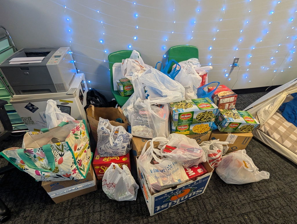 Image of donated food.