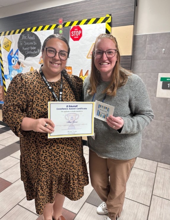Please help us in congratulating Shae Gross, Edustaff Substitute Teacher in Mid-Del, for winning the January Edustaff Excellence Award! Thank you, Shae, for your hard work and dedication in supporting the students and teachers of Mid-Del!
