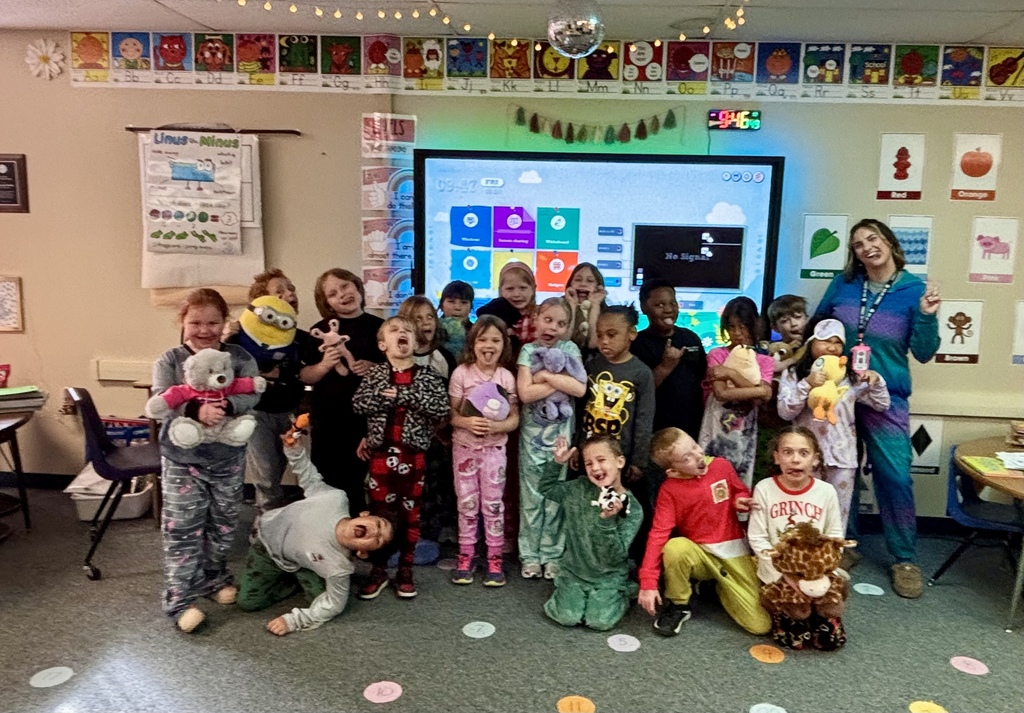 Image of students dressed up for Kindness Week.