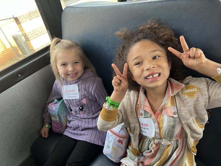 2026 zoo trip, pictures of kids and teachers.
