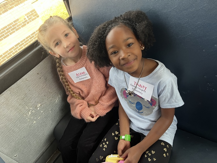 2026 zoo trip, pictures of kids and teachers.