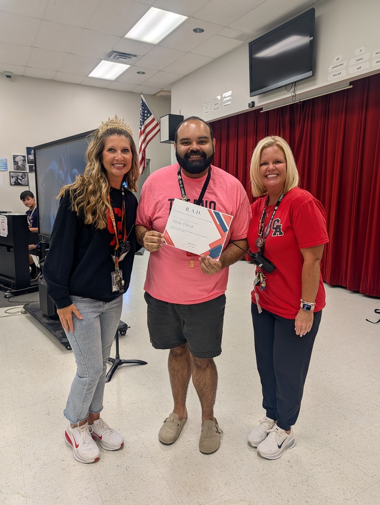 Today we had the opportunity to celebrate some truly amazing teachers in our building! We recognized newer teachers who are already making a big impact, along with teacher leaders who continue to grow, try new instructional strategies, and inspire those around them. What a wonderful way to end a week dedicated to celebrating the incredible educators who make our school such a special place!