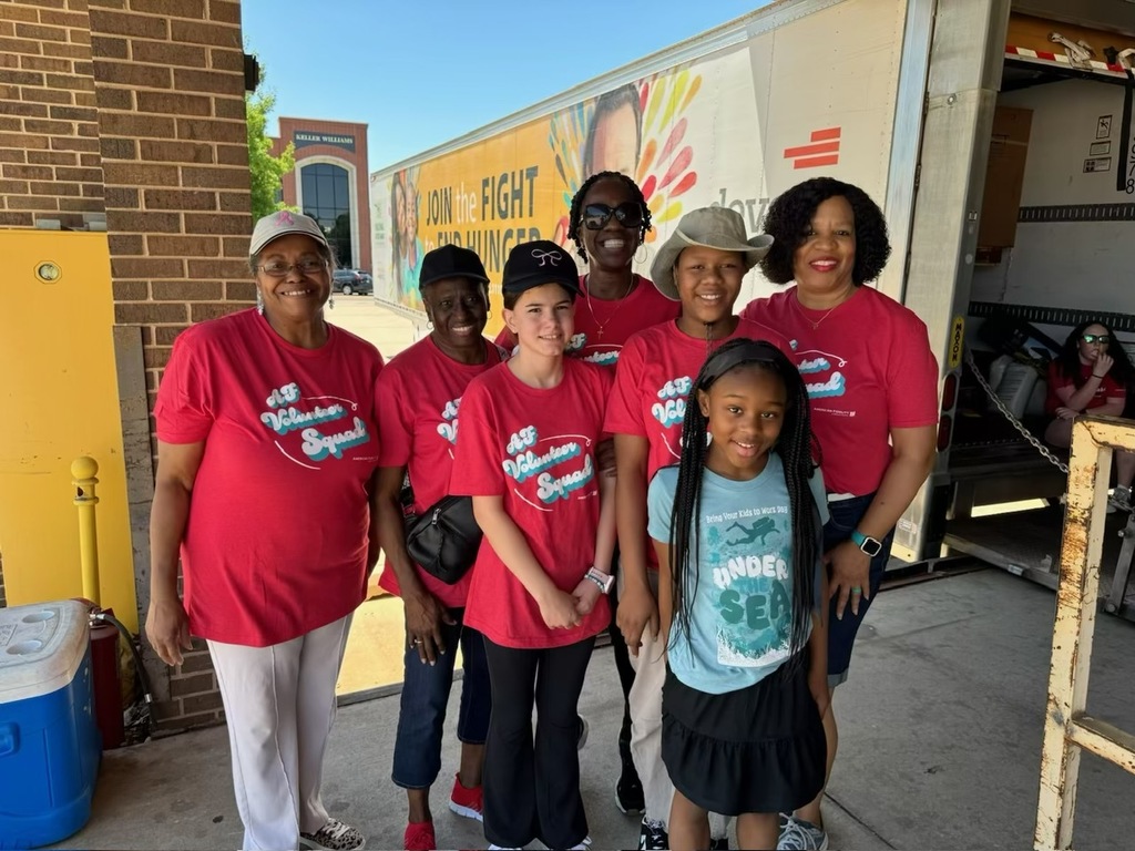 regional food bank volunteers