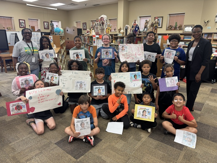 Ms. Johnson’s 4th Grade class visits with Senator Nicky Nice