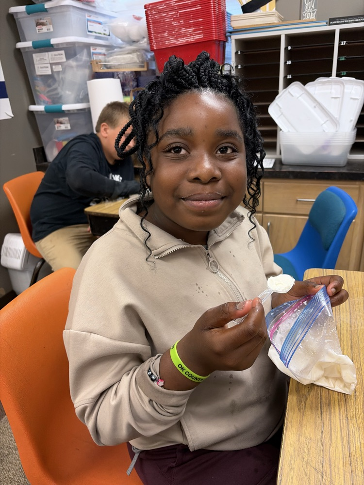 fourth graders making ice cream